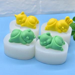 แม่พิมพ์ซิลิโคนเกรดอาหาร รูปแมว กระต่าย สำหรับทำพุดดิ้ง นมเยลลี่ เค้ก - Product Image 1