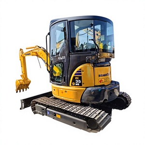 รถขุดมือสอง Komatsu PC35MR-3 ใช้งานน้อย ประหยัดน้ำมัน รุ่น PC35MR-3 ทรงพลัง เหมาะสำหรับงานปรับปรุงสวน - Product Image 1