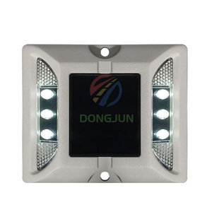 Aluminio <span class=keywords><strong>Led</strong></span> Solar <span class=keywords><strong>Road</strong></span> Studs <span class=keywords><strong>Highway</strong></span> Markers Reflectores de carretera <span class=keywords><strong>Reflector</strong></span> de lente de energía solar para <span class=keywords><strong>Road</strong></span> Stud - Product Image 3