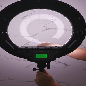 Luce ad Anello LED LF-R480RGB Dimmerabile 50W 448PCS 2700-9900K per Fotografia e Trucco con Supporto da Tavolo - Product Image 5