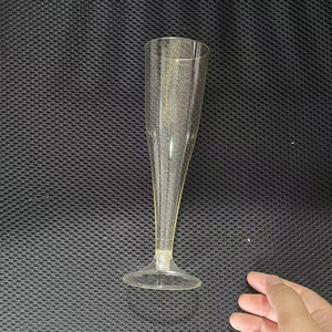 Copas de Vino Desechables de Lujo de 4.5 oz, de Policarbonato Acrílico con Tallo, en Color Dorado, para Bodas - Product Image 3