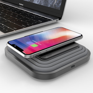 Cargador Inalámbrico Plegable de Silicona de 10 W, Lámpara de Ambiente RGB, Estación de Carga para iPhone 15 14 13 12 11 Pro Max Samsung Xiaomi - Product Image 5