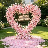 Arche de fleurs artificielles en forme de cœur, roses en soie blanches et roses vives, pour décorations de mariage et de demande en mariage