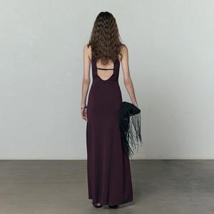 Vestido blanco hasta el suelo para mujer UMA para principios <span class=keywords><strong>de</strong></span> primavera 2025 tejido imperio cintura espalda descubierta patrón sólido tejido <span class=keywords><strong>de</strong></span> estambre - Product Image 3