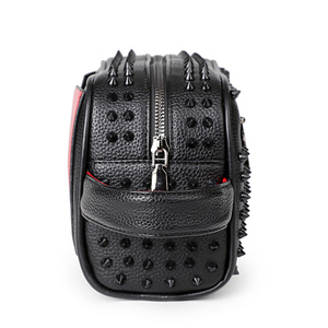 Vendita calda borse <span class=keywords><strong>da</strong></span> <span class=keywords><strong>uomo</strong></span> di fascia alta <span class=keywords><strong>in</strong></span> <span class=keywords><strong>pelle</strong></span> sintetica alla moda borse rivettate alla moda con chiusura a cerniera fodera <span class=keywords><strong>in</strong></span> poliestere stile donna - Product Image 6