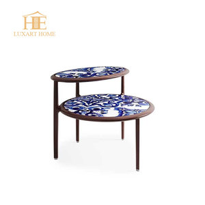 Mesa de Centro Moderna Convertible de Acero Inoxidable de Lujo con Patrones Pintados a Mano, Tamaño y Color Personalizables, Muebles para Sala de Estar - Product Image 1