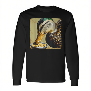 Camiseta de manga larga Eating Duck para amantes de la alimentación de patos, regalo para excursiones al parque - Product Image 2