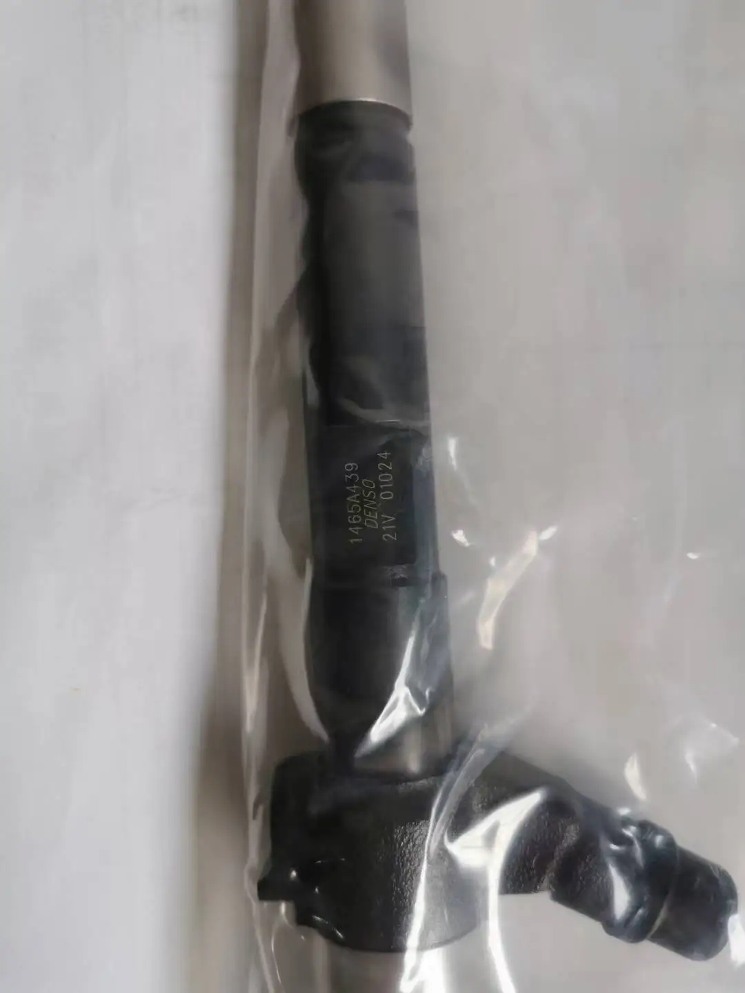 295050-012# fuel injector 295050-0120 1465A323 injector for Mitsubishi 4N13 1607854180 injector nozzle 295050-0120 1465A323