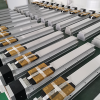 Module de glissière linéaire à vis à billes entièrement fermé QG avec roulement à billes PLC et rail moteur pour applications CNC