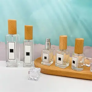5ml 10ml 18mlクリアスクエア長方形形状スプレーガラス詰め替え可能な香水瓶竹キャップ付き
