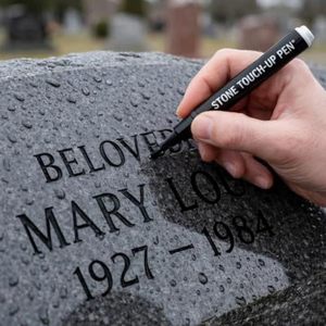 Bolígrafo de tinta dorada Stone Touch Up para grabar en granito, uso en cementerios, diseño tradicional - Product Image 4
