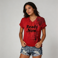 T-shirt personnalisé à col en V et manches courtes, imprimé, coupe ample, tricoté, effet vieilli, motif éclaboussures de peinture et texte graphique, pour tenue décontractée