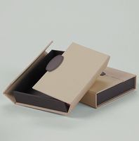 Boîte de présentation flottante pour colliers et bagues 3D, avec doublure en éponge, options de finition brillante ou mate pour impression