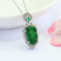 Pendentif en jadéite naturelle de qualité A Juan Yu, motif feuille entièrement verte, style ethnique, collier pour femme, vente en gros, e-commerce en direct