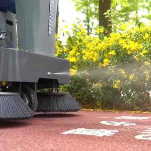 C1250 Balayeuse de rue extérieure autoportée Balayeuse d'équipement de <span class=keywords><strong>nettoyage</strong></span> en acier, réduction tarifaire, fenêtre de 90 jours - Product Image 4