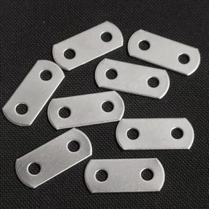 Connecteur d'angle en acier au carbone à deux trous pour cadre photo, fixation de meubles, support métallique plaqué durable - Product Image 1