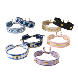 Bracelet à breloques tissé à la main en alliage de papillon créatif de mode européenne américaine pour femmes - Product Image 1