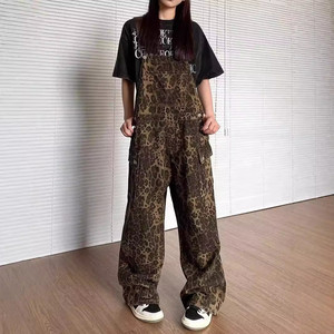Salopette in denim con stampa leopardata retrò da donna, stile streetwear americano - Product Image 4