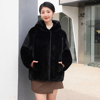 Luxus-Kurz mantel aus echtem Nerzfell für Frauen Junge und modische lässige Winter jacke mit Kapuze und Polyester futter