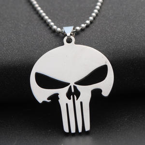 Superhelden Totenkopf Punisher Anhänger Halskette aus Edelstahl - Product Image 1