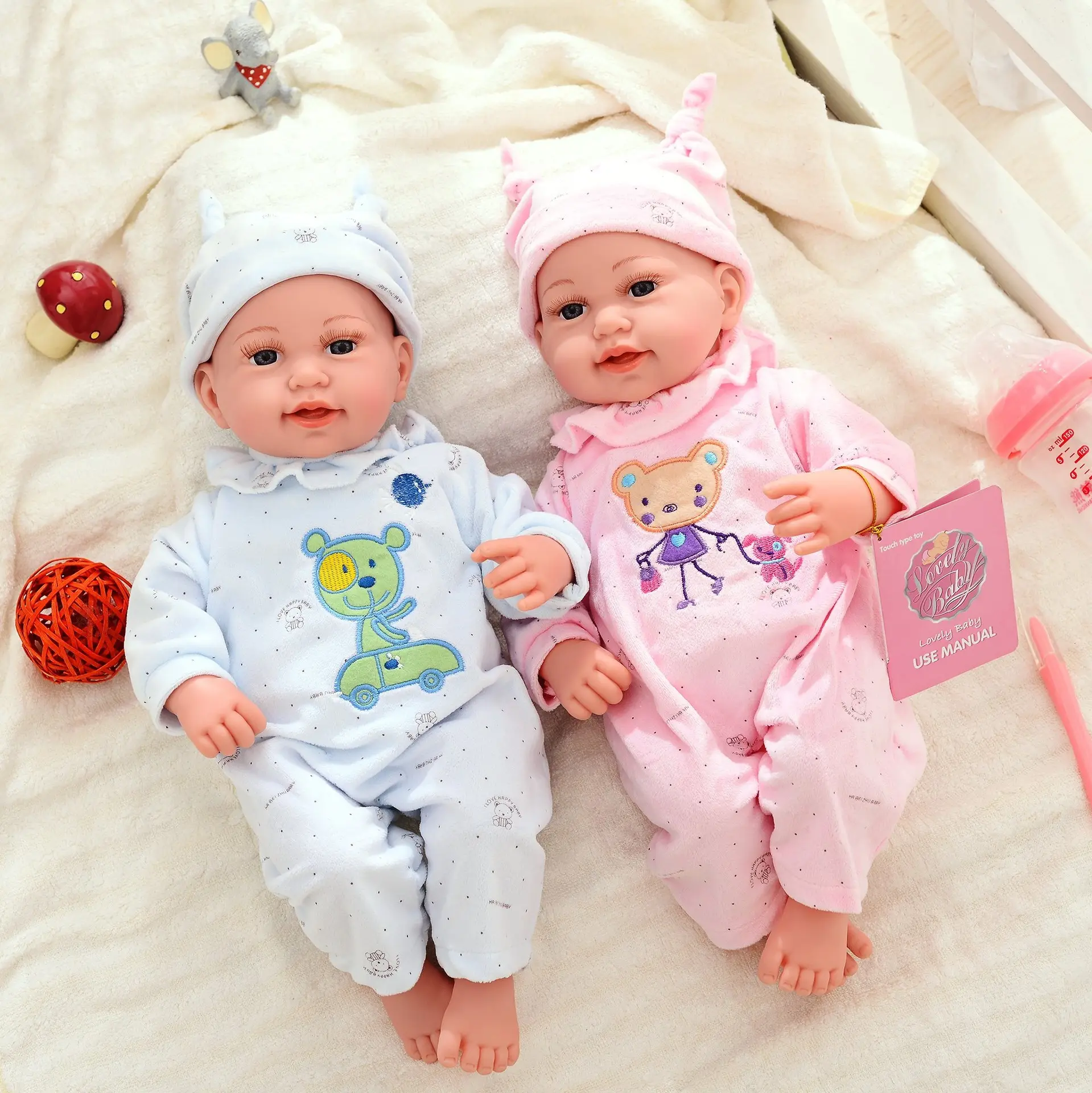 Baby-Spielzeug lebensechtes Silikon-Vinyl Baumwollkörper wiedergeborene Puppen pädagogische Babys mit Kleidung und Zubehör