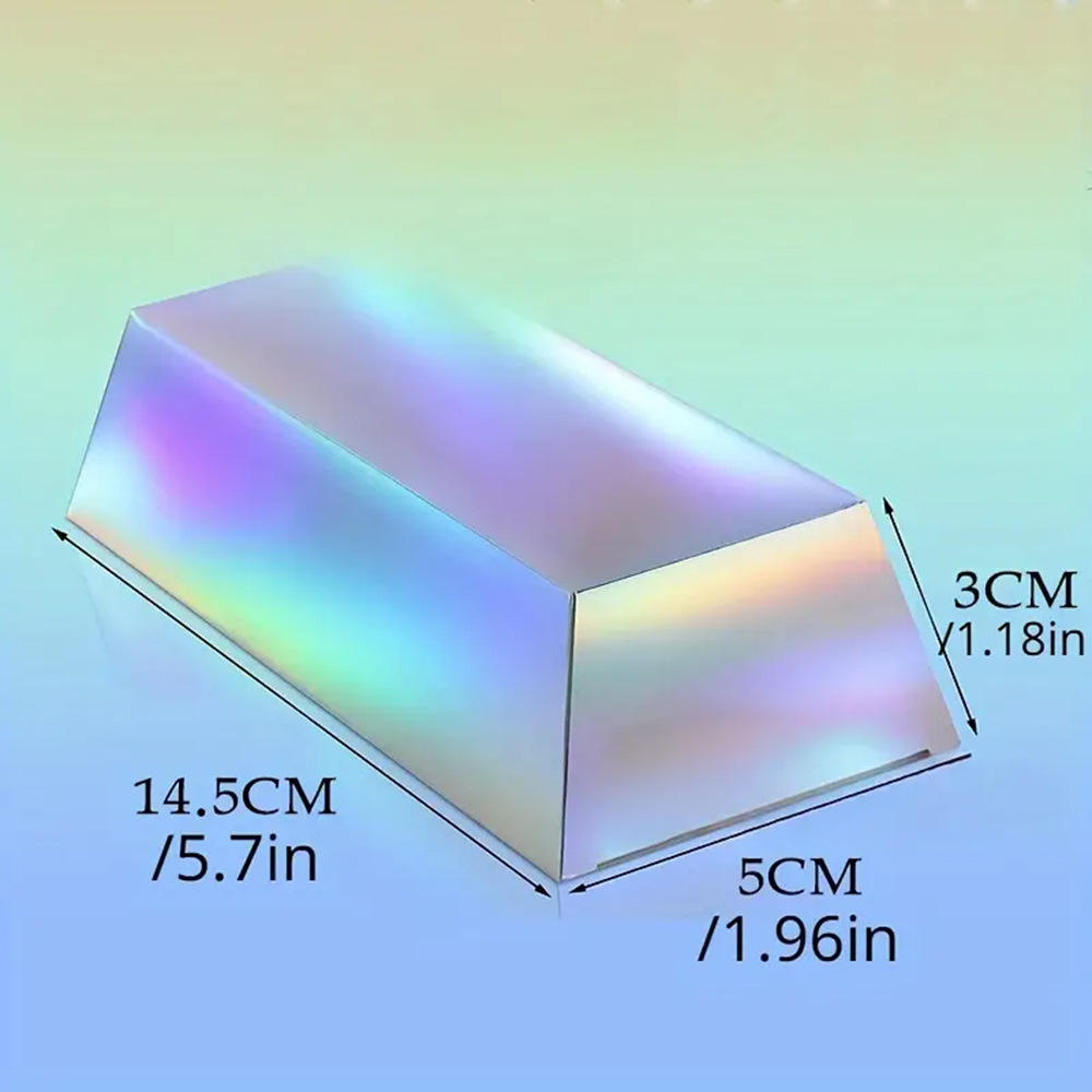 Gold - Bright-colored trumpet