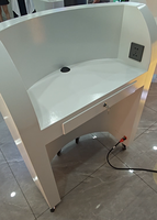 Écran LED portable P1.86 incurvé sur roulettes pour stand DJ, comptoir de bar, salon professionnel, discothèque, festival de musique, pub