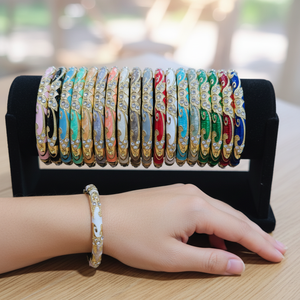 Bracelets empilables HZ64 style chinois, émail fin 6 mm, motif tourbillon incrusté de zircon, pour femmes, bijoux vintage, vente en gros - Product Image 1