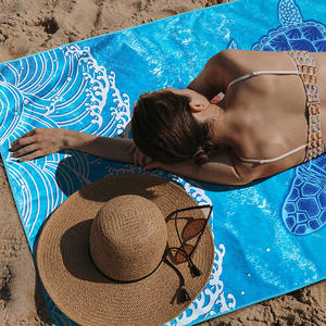 Serviette de plage personnalisée en microfibre double face <span class=keywords><strong>à</strong></span> séchage rapide sans sable - Product Image 3