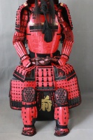 Costume de guerrier rouge grandeur nature, tenue de samouraï japonais, casque, accessoires de scène, accessoires de film, cosplay - Polyester pour adulte
