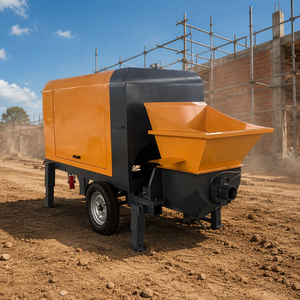 Remorque de pompe à béton facile à remorquer pour les transferts de chantier en milieu de construction - Product Image 1