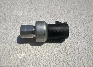 Nouveau commutateur de transducteur de pression A/C 05174039AB pour Chrysler pour Dodge Jeep Plymouth pour véhicules Ram - Product Image 5