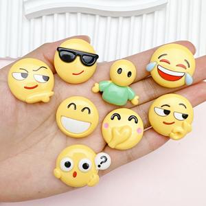 Ciondoli in resina cartone animato creativo con personalità divertente <span class=keywords><strong>emoji</strong></span> - Product Image 2
