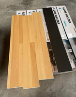 Umweltfreundliche Luxus-Vinylfliesen PVC-Vinylbodenbeläge Wasserdichte Klick-Verriegelung SPC-Bodenplanken für Wohnzimmer