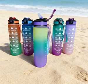 Bouteilles d'eau de sport en plastique sans BPA, multi-usages, 2 L (demi-gallon), pour la salle de sport et le fitness, avec couvercle - Product Image 3