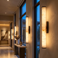 Applique murale cylindrique longue en albâtre, luminaire mural colonne en pierre naturelle, lampe linéaire moderne pour couloir d'hôtel, projet de villa, hall