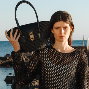 Borsa Tote Grande da Donna in Vera Pelle Nera di Alta Qualità, Morbida e Capiente, per Ufficio e Uso Quotidiano, Personalizzabile con Logo, Fornitore OEM - Product Image 1