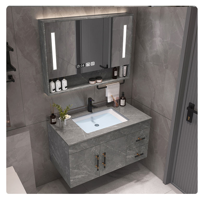 สีเทาเข้ม