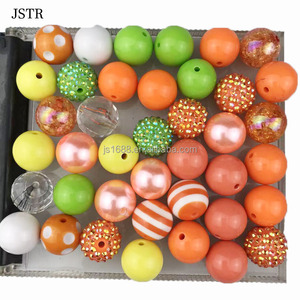 Venta al por mayor Rosa estilo navideño mezclado 20mm Bubblegum Beads para la fabricación de joyas collar acrílico cuentas redondas Accesorios - Product Image 5