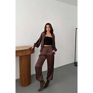 Conjunto Deportivo de Terciopelo Marrón a Rayas con Satén al por Mayor - Product Image 5