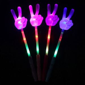 Articles de fête pas chers : Jouets lumineux clignotants, Claquettes LED, Bâtons lumineux LED pour cadeaux de fête et décoration néon - Product Image 5