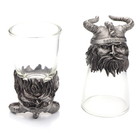 Design personnalisé logo souvenir décoratif 3d Danemark style viking alliage de zinc métal vodka verre à liqueur