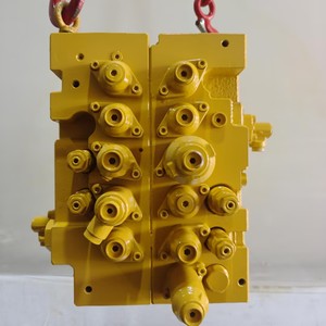 PC60-<b>7</b> Hydraulic Main Control Assy Distribution 7723-28-16101 723-28-16100 723-28-13102 Excavator Parts Precise and Flo - Product Image 6