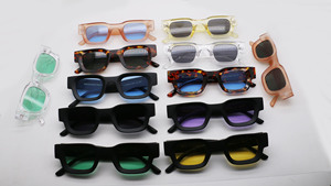 Lmamba 2288 Hot Selling Custom New Square Plastic Gradient Orange <b>Blue</b> Shade Retro Trend Thick <b>Sunglasses</b> 2024 High Quality - Product Image 5