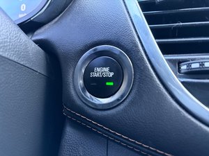 Sans accident, choix populaire 2017, GRIS, le nouveau Trax, SUV compact diesel, toit ouvrant, une excellente valeur, voiture compacte diesel - Product Image 4