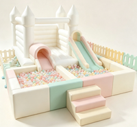 Château gonflable personnalisé en pastel, équipement de jeu souple, piscine à balles blanche, toboggan pour tout-petits, aire de jeux intérieure pour fêtes et maison