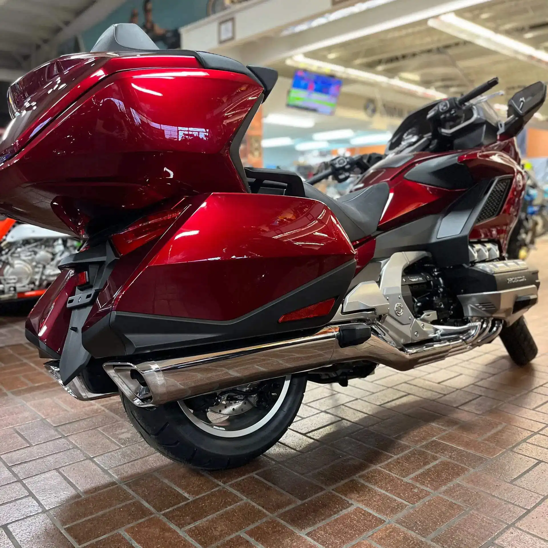 NEU 1833 cc 7 Geschwindigkeiten Honda Gold Wing Tour automatisch DCT Gelände 4-Takt-Motorräder