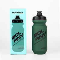 Bouteille d'eau sport en plastique PC écologique sans BPA de 550 ml, design minimaliste, personnalisable, livraison rapide, unisexe