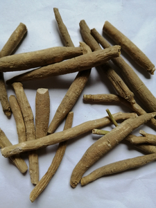 Racines <span class=keywords><strong>d</strong></span>'ashwagandha brutes indiennes de haute qualité, meilleur prix, nouvelle ashwagandha séchée pour le thé - Product Image 3