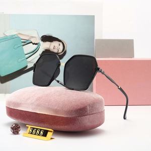 Gafas de Sol de playa de lujo para mujer 8688, lentes polarizadas HD UV400, montura azul y rosa, gafas de sol polarizadas de moda para mujer - Product Image 3